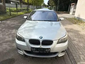 BMW 530 i xDrive Touring M PAKET Automatik Bild 3