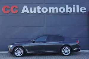 BMW 750