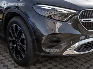 Mercedes-Benz GLC 200 d 4M Avantgarde MBUX+360°+DIG-LED+AHK+19 Bild 2