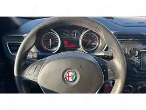 Alfa Romeo Giulietta Bild 5