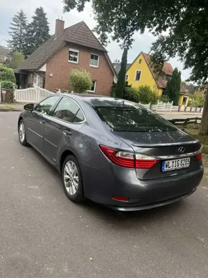Lexus ES 300 Lexus ES 300h