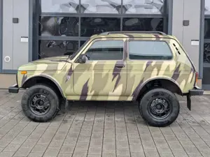 Lada Niva Bronto 4x4 Höher Offroad Räder Klima AHK Bild 2