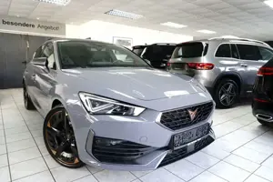 CUPRA Leon VZ 00 DSG PANO MATRIX ACC BEATS DCC MEMORY