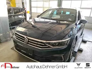 Volkswagen Passat Variant GTE DCC+PANO+STDHZ+8fach+NAVI+HUD Klima Navi