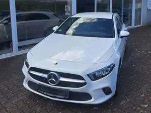 Mercedes-Benz A 180 A 180 (177.084) Business