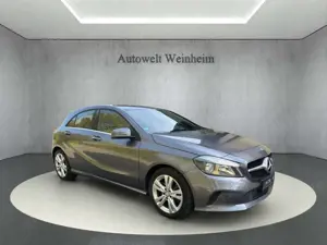 Mercedes-Benz A 180 °URBAN°SPORTSITZE°LEDER°SHZ°NAV°PDC°TEMPOMT