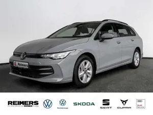 Volkswagen Golf VIII 1.5 eTSI Life DSG ACC