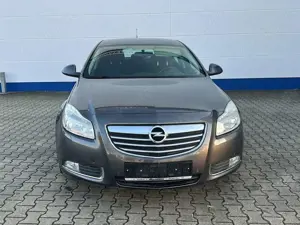 Opel Insignia Edition TÜV Neu