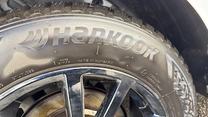 Winterreifen auf original Hyundai Alufelgen   185 65 R15   DOT 2922