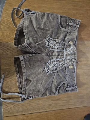 shorts in lederhosen optik Bild 4