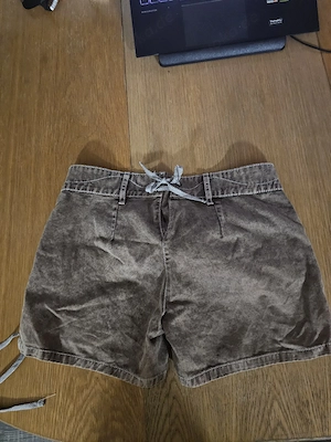 shorts in lederhosen optik Bild 2