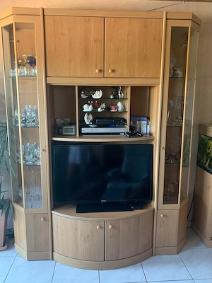 Wohnzimmer- Fernsehschrank_Buche zu verkaufen