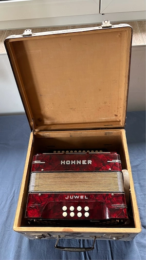 Hohner  Juwel  Knopfakkordeon aus deutscher Produktion