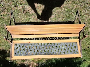 Gartenbank aus Holz Metall
