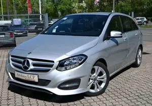 Mercedes-Benz B 180 Urban PDC NAVI 35tkm Sitzhz.