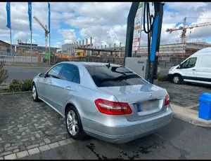 Mercedes-Benz E 250 CDI DPF BlueEFFICIENCY Automatik