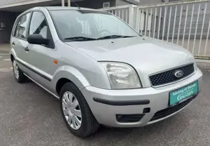 Ford Fusion Bild 2