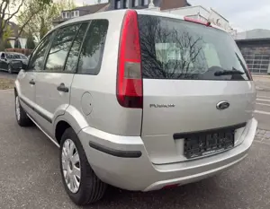Ford Fusion Bild 3