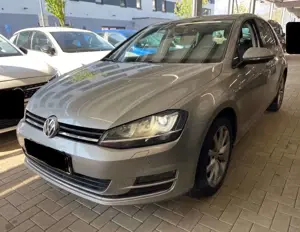 Volkswagen Golf VII 1.4 TSI DSG Highline Xenon NAVI ALU