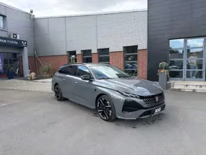 Peugeot 308 SW Hybrid 145 GT *Panorama*Navi*Soundsys.*Kamera*P Bild 3