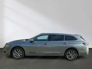 Volkswagen Passat Variant 1.5 eHybrid DSG MATRIX NAVI PANO