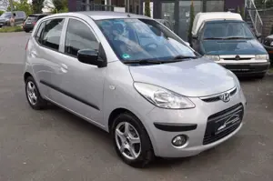 Hyundai i10 1.1 Style * AUTOMATIC *