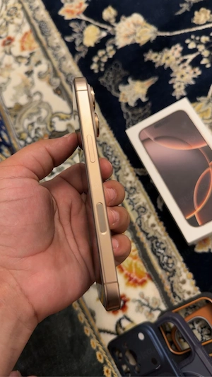 iPhone 16 Pro 128 gb Bild 3
