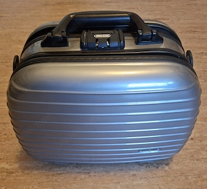 RIMOWA Salsa Beauty Case Silber Reise Kosmetikkoffer Schminkkoffer 13L Original