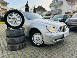 Mercedes-Benz C 200 KOMPRESSOR T ELEGANCE 8xbereift Guter Zusa