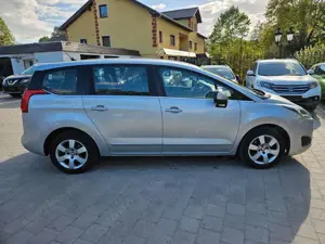 Peugeot 5008 Bild 4