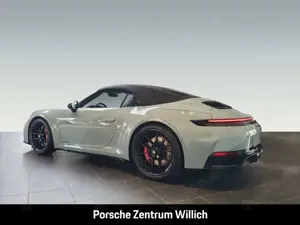 Porsche 992 911 Carrera GTS Cabriolet Liftsystem-VA BOSE Bild 3