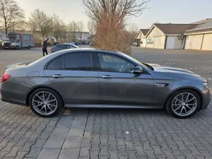 Mercedes-Benz E 63 AMG 4M+ Night Panorama Distronic+ 360°