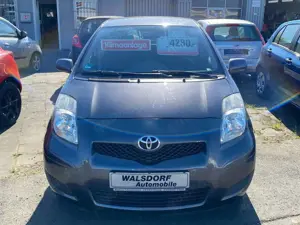 Toyota Yaris Cool Edition Bild 2