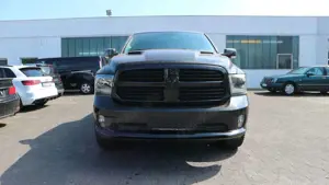 Dodge RAM 5.7L V8+LPG Autogas+4x4+Leder/Xenon/Navi/AHK Bild 2