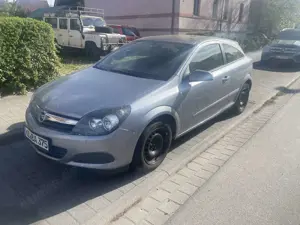 Opel Astra Astra GTC Fließheck  3-Türer GTC 1.6 Sport TÜV2028