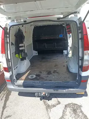 Mercedes-Benz Vito 110 CDI Extralang Bild 2
