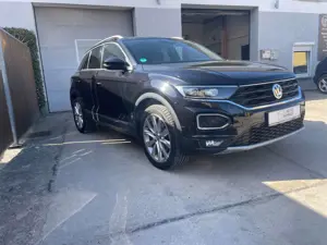 Volkswagen T-Roc 2.0 TSI Sport 4Motion*ACC*AHK*LED*ALLRAD Bild 4