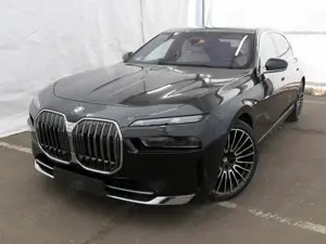 BMW 740