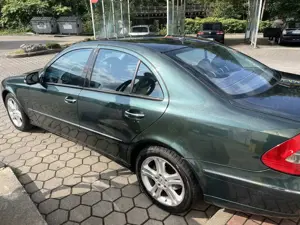 Mercedes-Benz E 320 CDI 7G-TRONIC Avantgarde DPF Bild 3