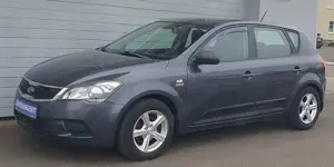 Kia Ceed / cee'd Comfort Sehr gepflegt Top Zustand