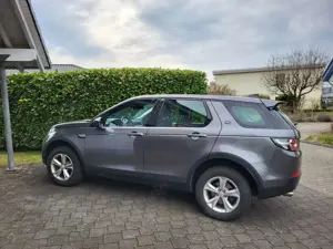 Land Rover Discovery Sport Bild 2