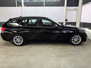 BMW 318 Touring ADVANTAGE 318d NAVI EL.HECKKLAPPE LED S... Bild 4