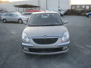 Daihatsu Sirion Sirion 1.3 Bild 3