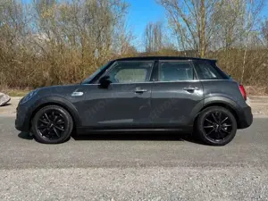 MINI Cooper SD MINI 5-TÜRER Diesel Seven Chili Bild 2