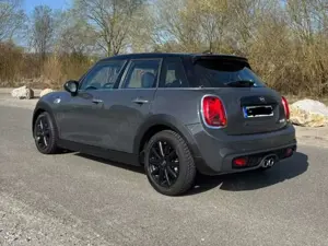 MINI Cooper SD MINI 5-TÜRER Diesel Seven Chili Bild 5