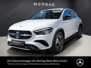 Mercedes-Benz GLA 200 Progressive Adv+ Night Keyl LED RFK