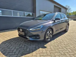 Hyundai i30 Kombi 1.5 T-GDI 150PS Automatik Trend Sitzheizung