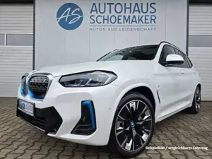 BMW iX3 Impressive*20``AHK,HUD,360°HK,ACC,Pano,1Hd