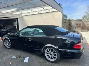 Mercedes-Benz CLK 320 CLK Cabrio 320 Avantgarde Bild 2