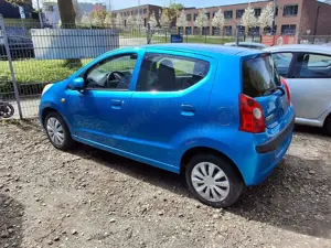 Nissan Pixo